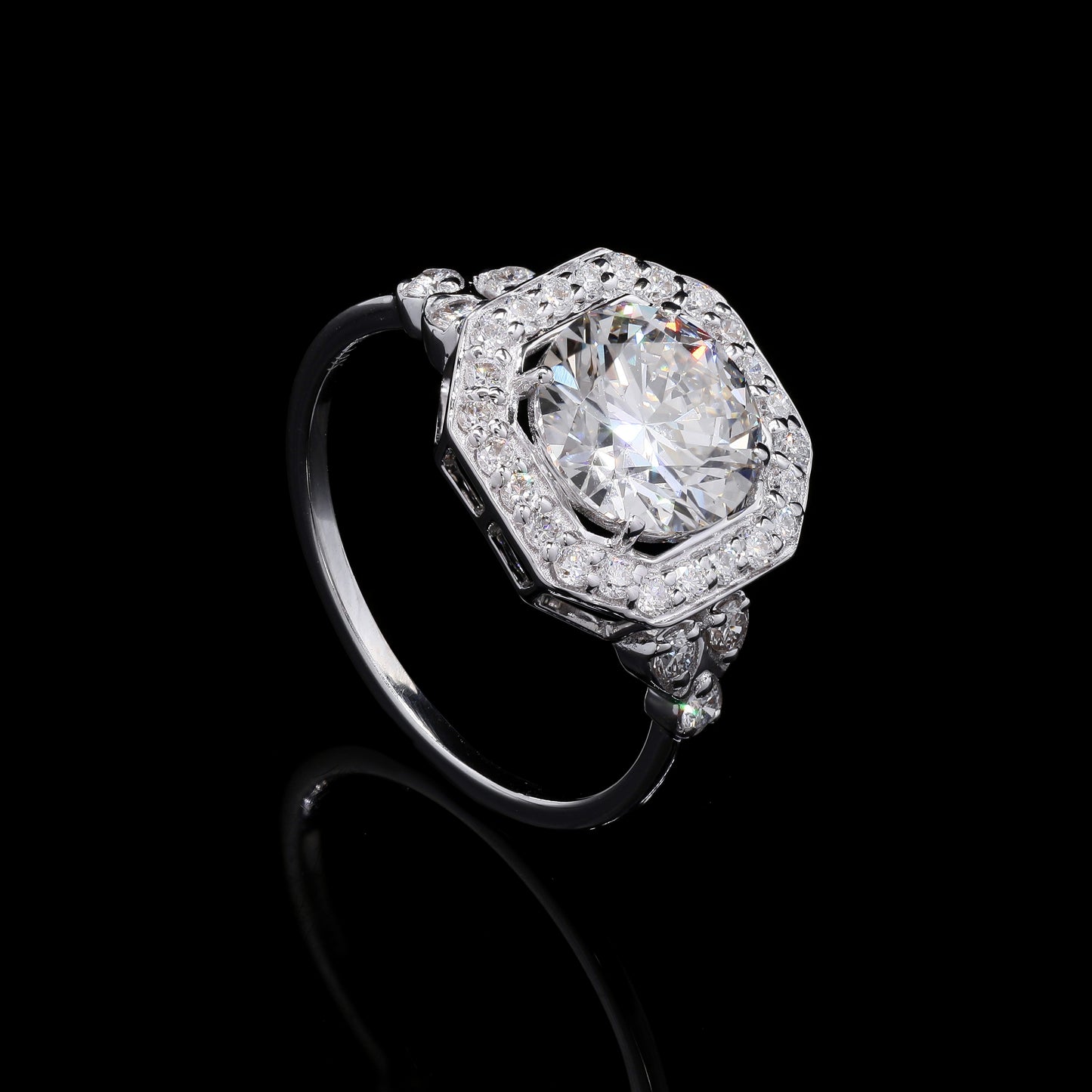 2.45 Carats Lab Grown Diamond 14K Gold Ring