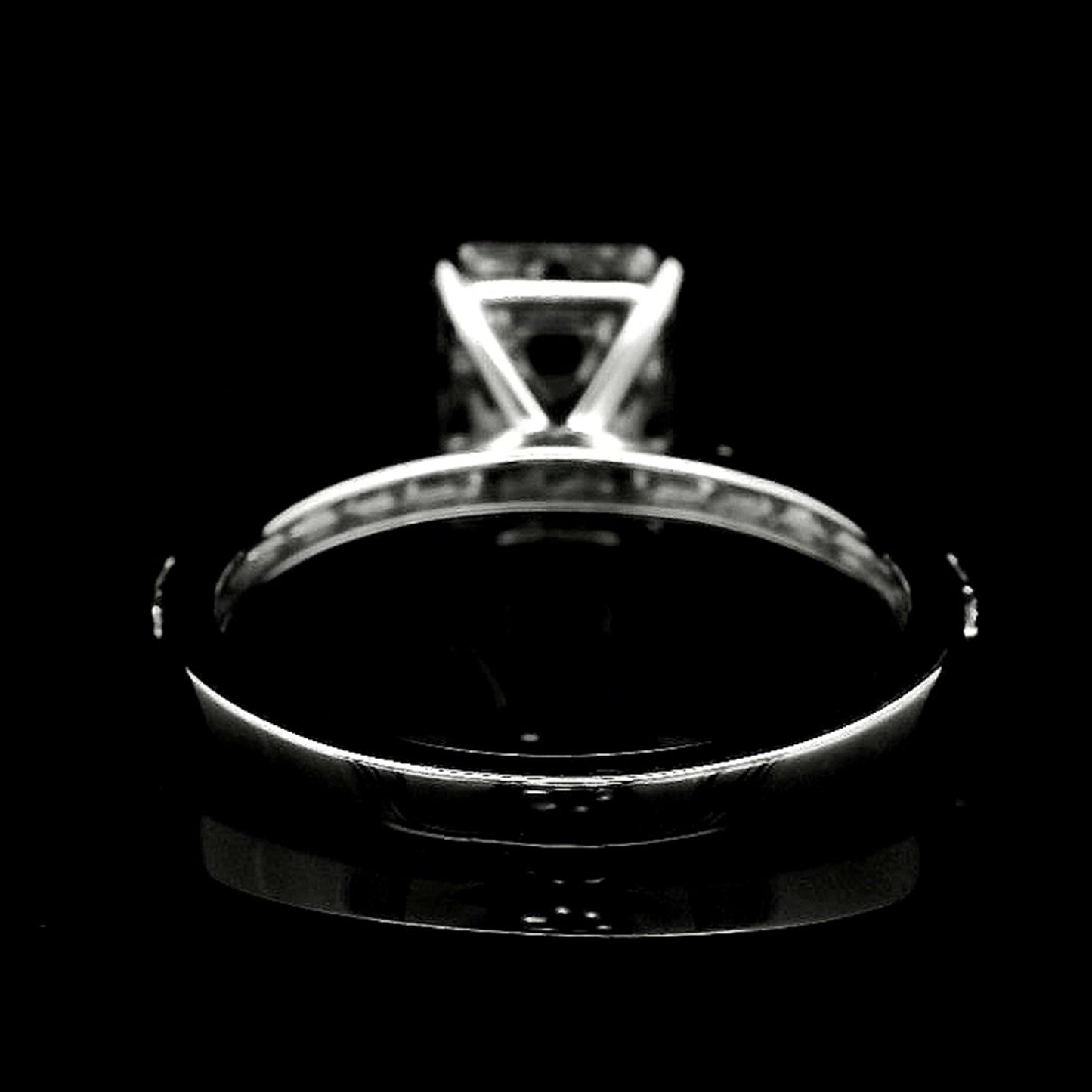3.20 Carats Lab Grown Diamond 14K Gold Ring