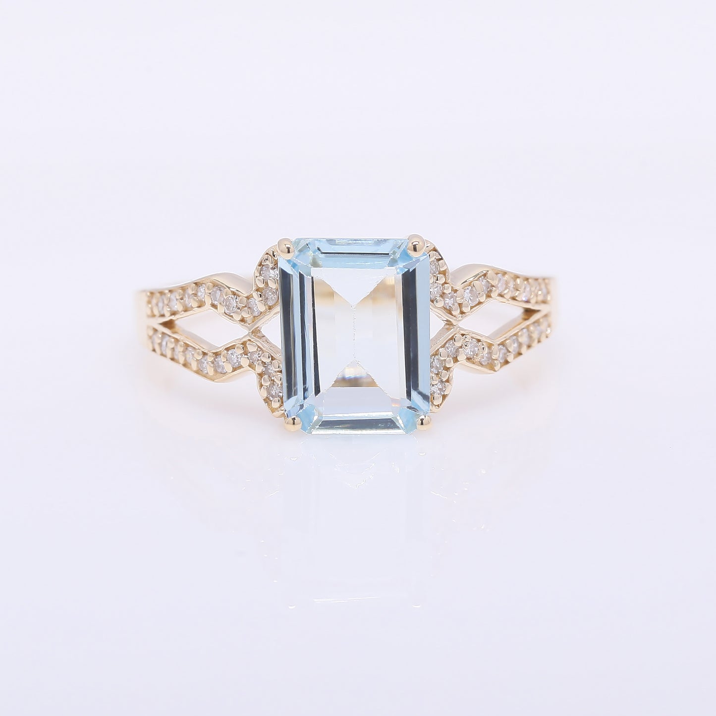 1.76 Ct Octagon Step Cut Natural Aquamarine 14K Gold Ring