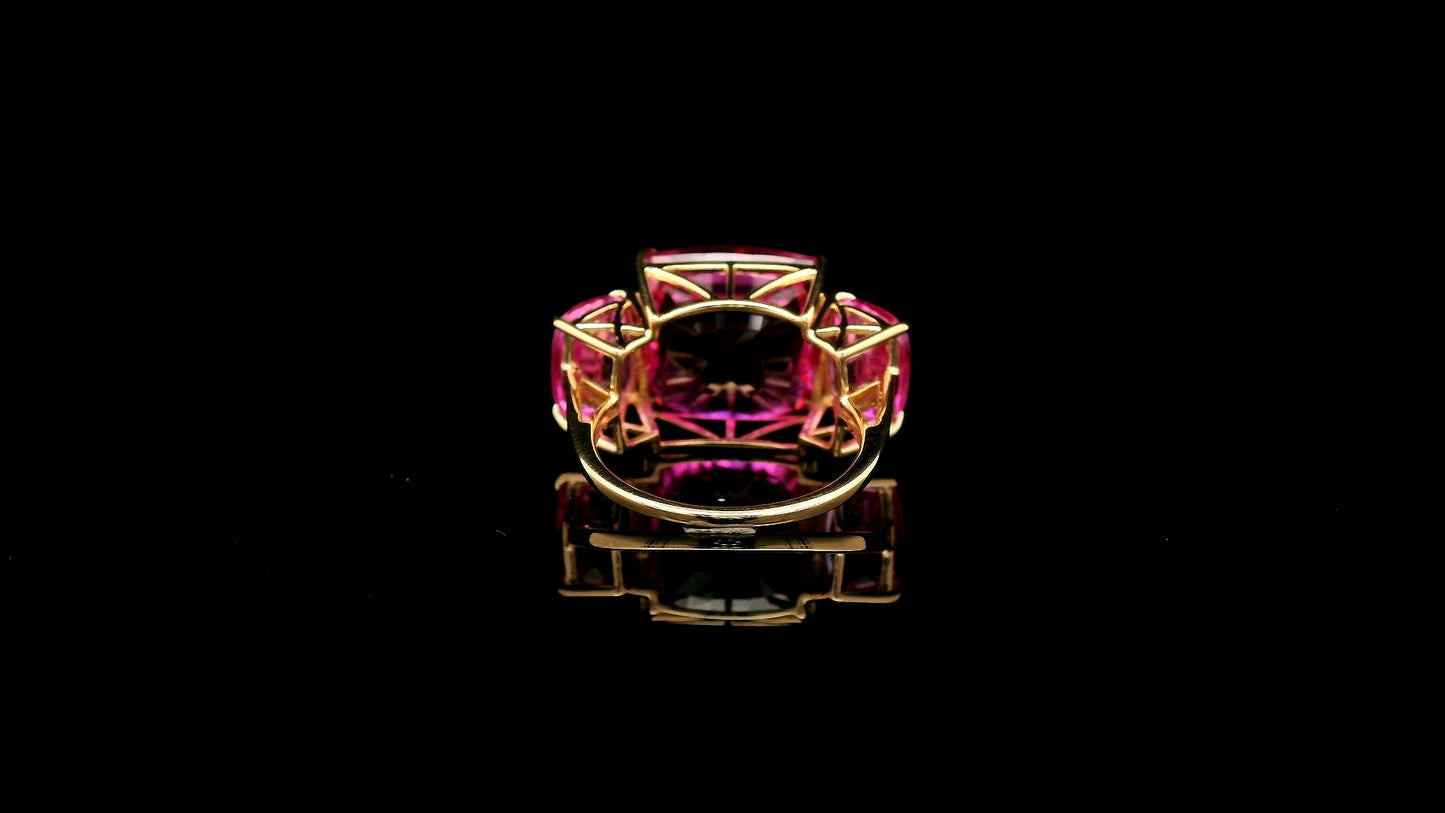 21.51 Ct Cushion Lab Grown Pink Sapphire 14K Gold Ring