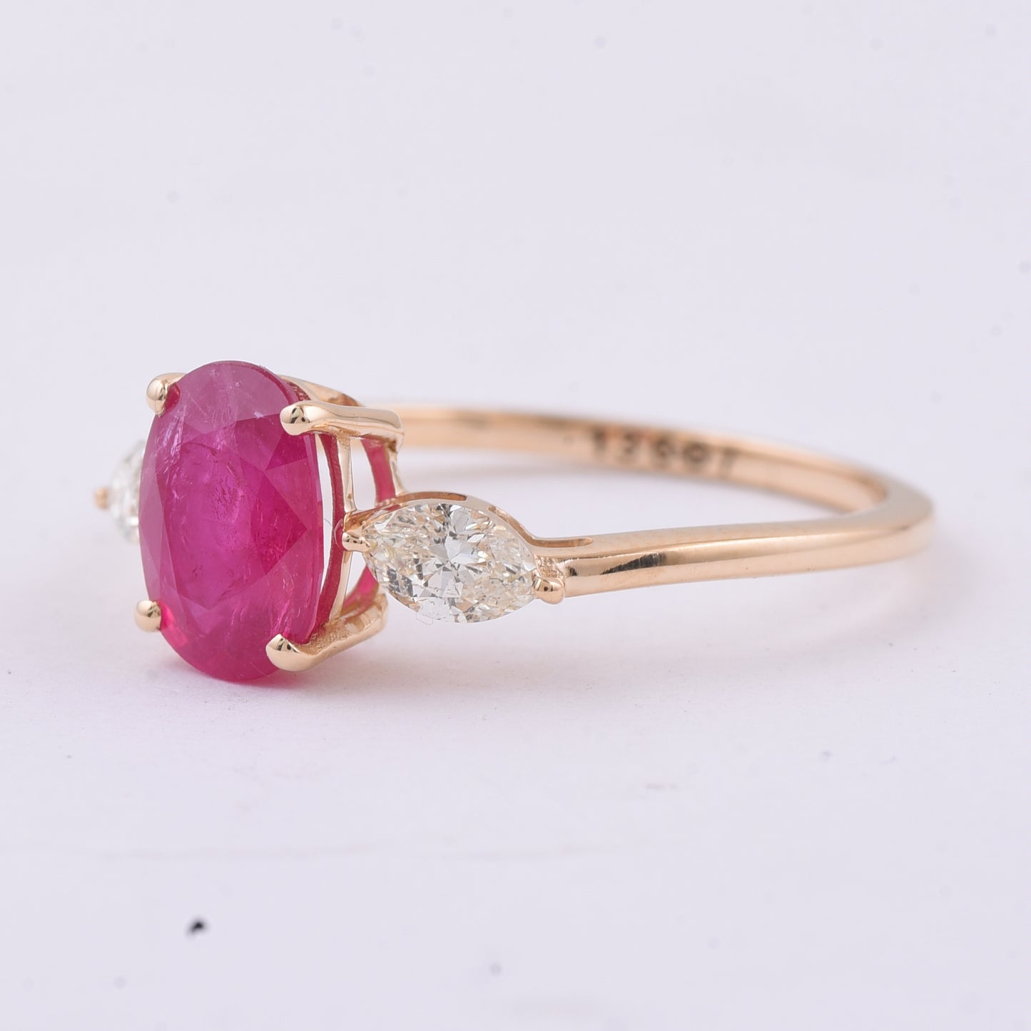 2.02 Ct Oval Natural Ruby 14K Gold Ring