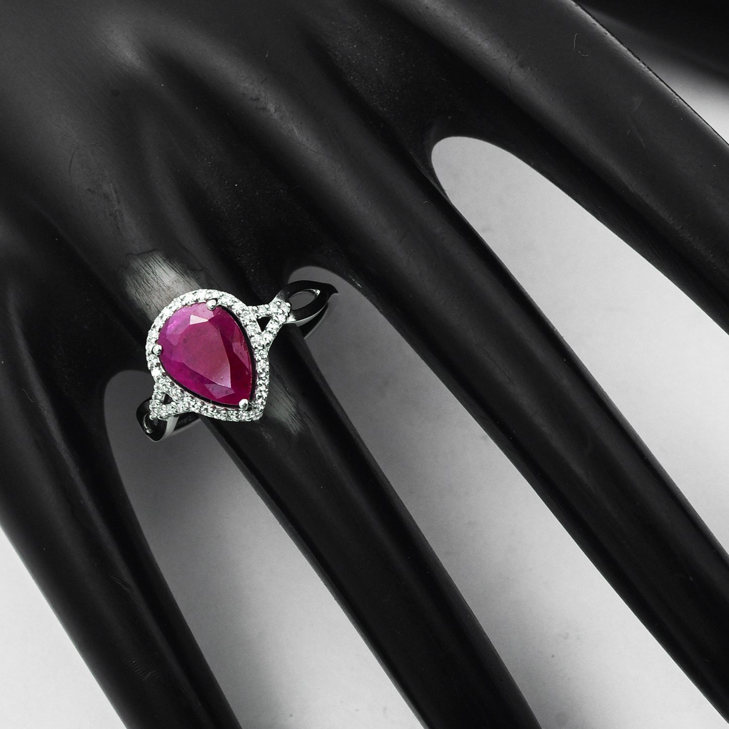 1.60 Ct Pear Mixed Cut Natural Ruby 950 Platinum Ring