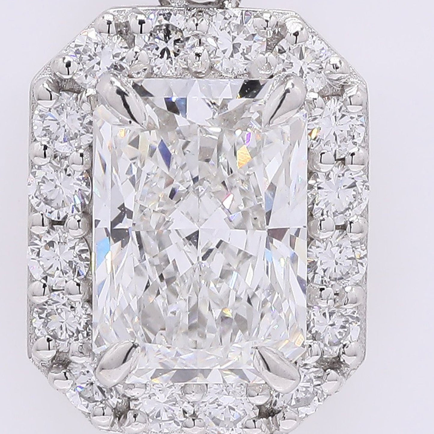 2.30 Carats Lab Grown Diamond 950 Platinum Pendant