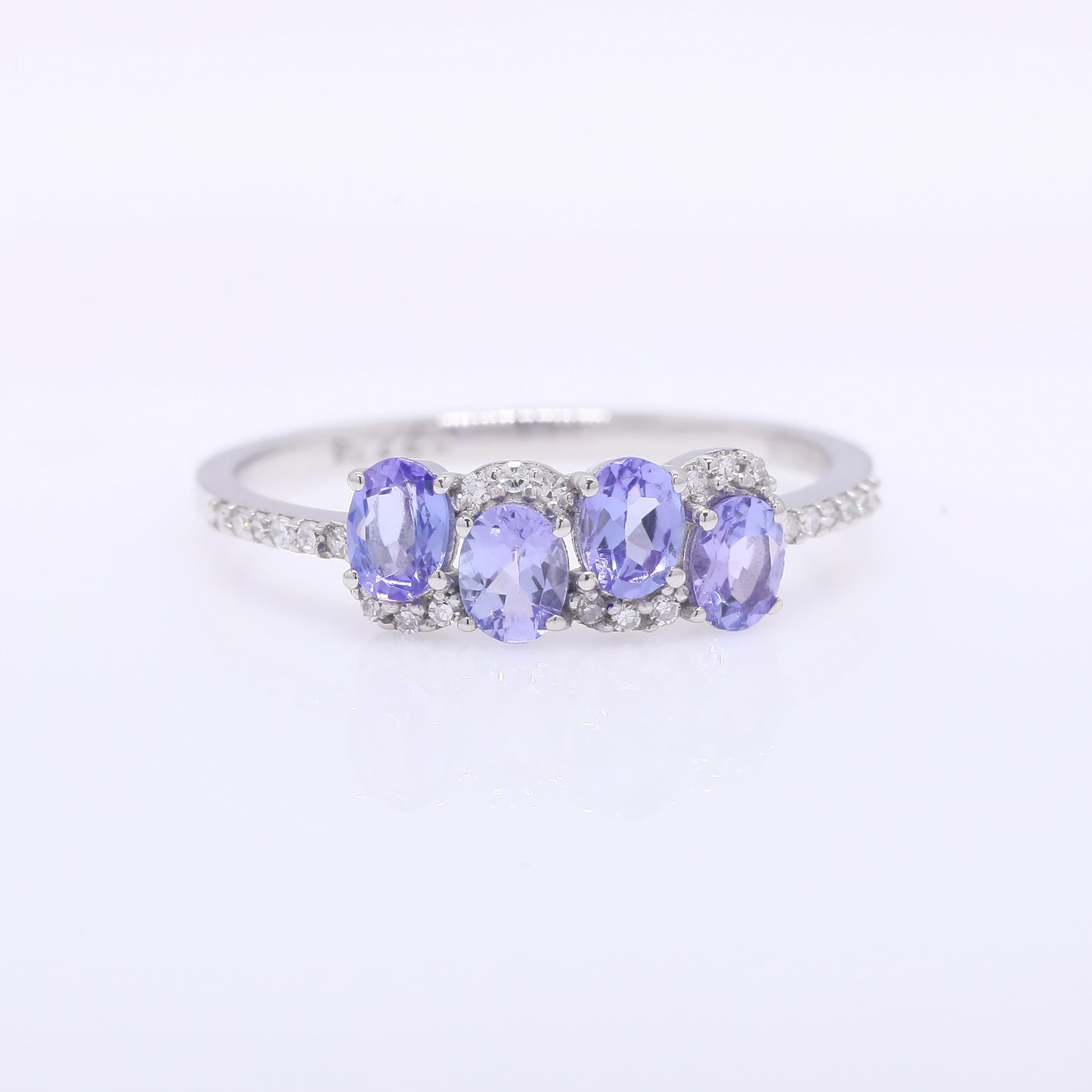 0.74 Ct Oval Mixed Cut Natural Tanzanite 950 Platinum Ring