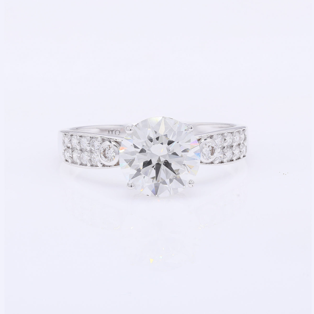 2.27 Carats Lab Grown Diamond 14K Gold Ring