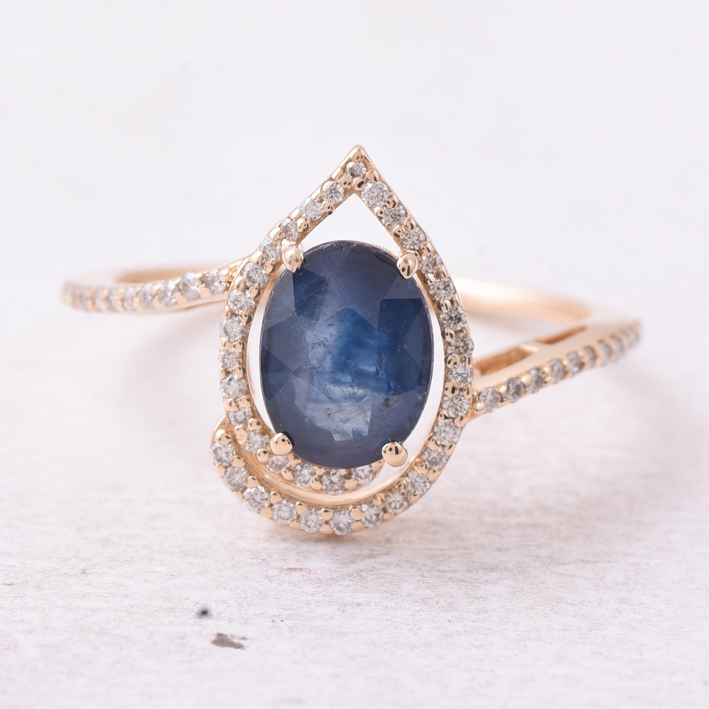 2.37 Ct Oval Mixed Cut Natural Sapphire 14K Gold Ring