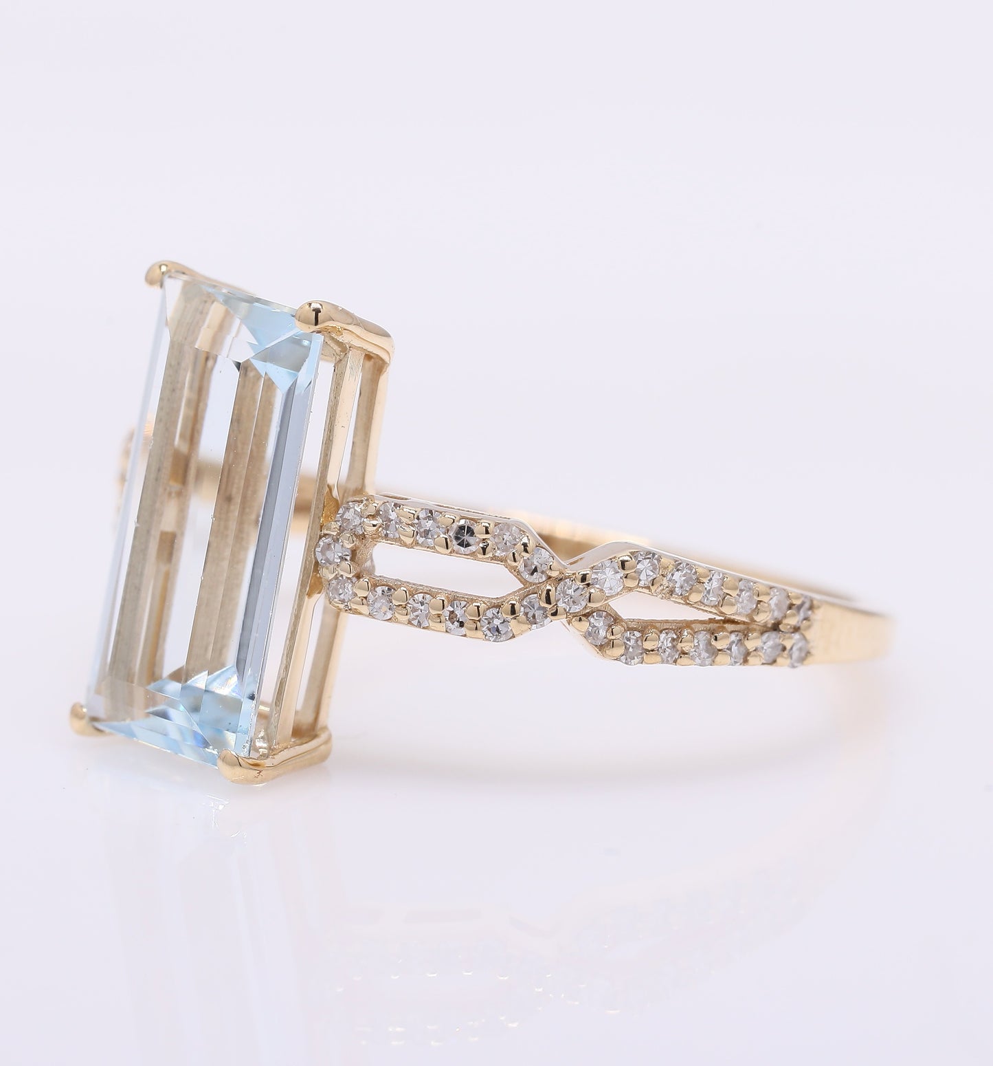 2.22 Ct Rectangle Step Cut Natural Aquamarine 14K Gold Ring