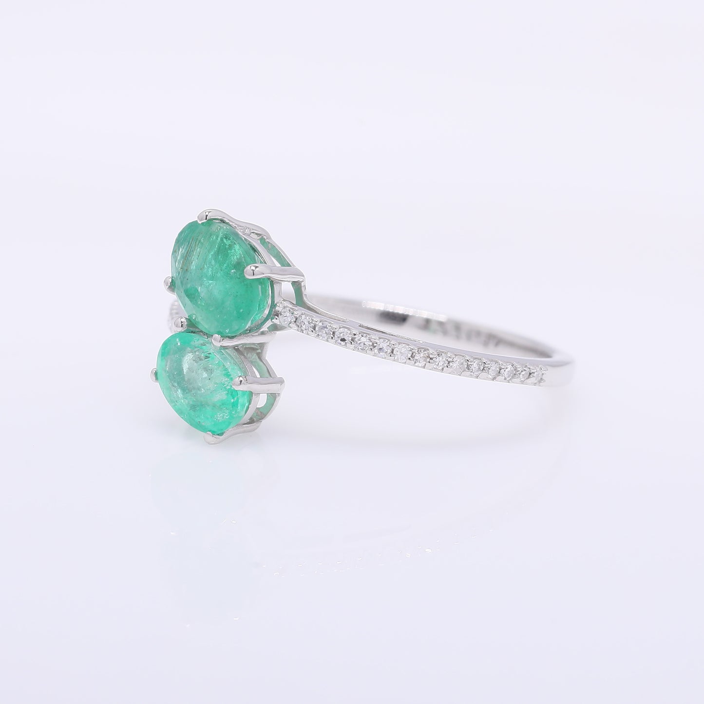 1.67 Ct Oval Mixed Cut Natural Emerald 950 Platinum Ring
