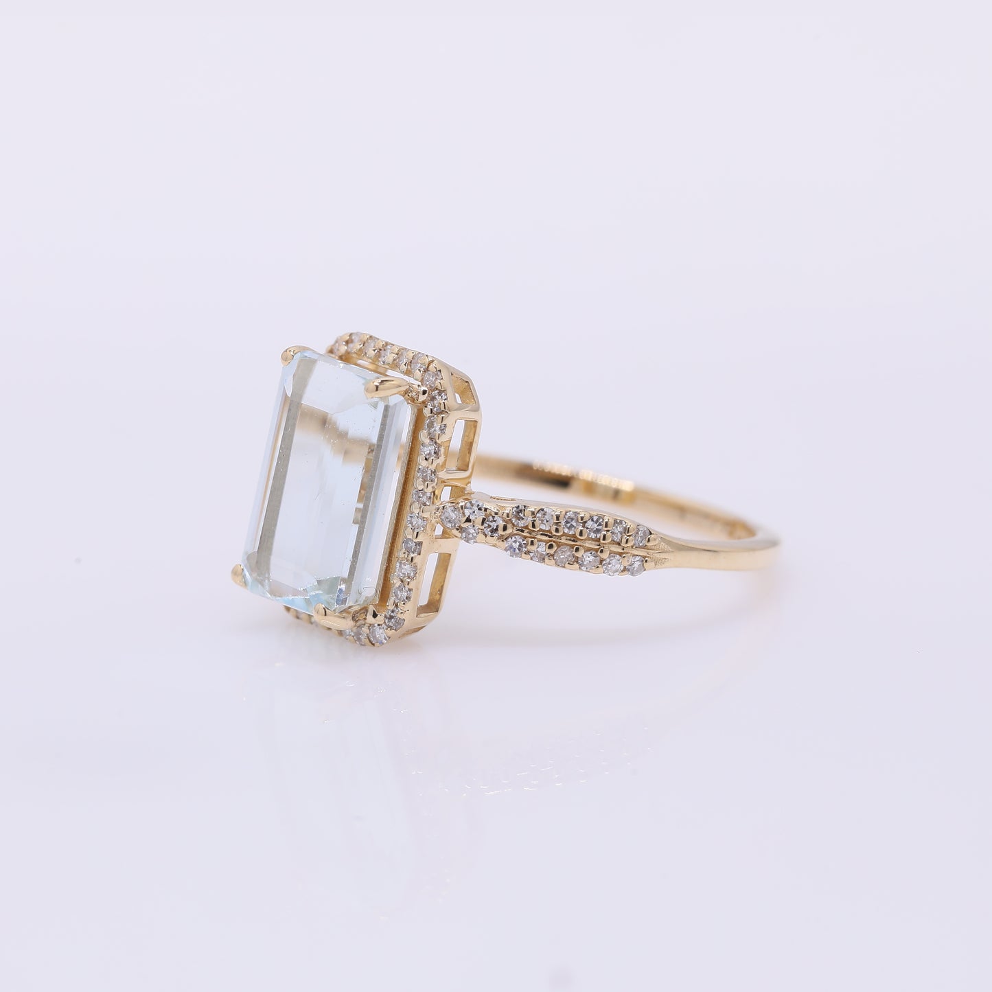 2.84 Ct Octagon Step Cut Natural Aquamarine 14K Gold Ring