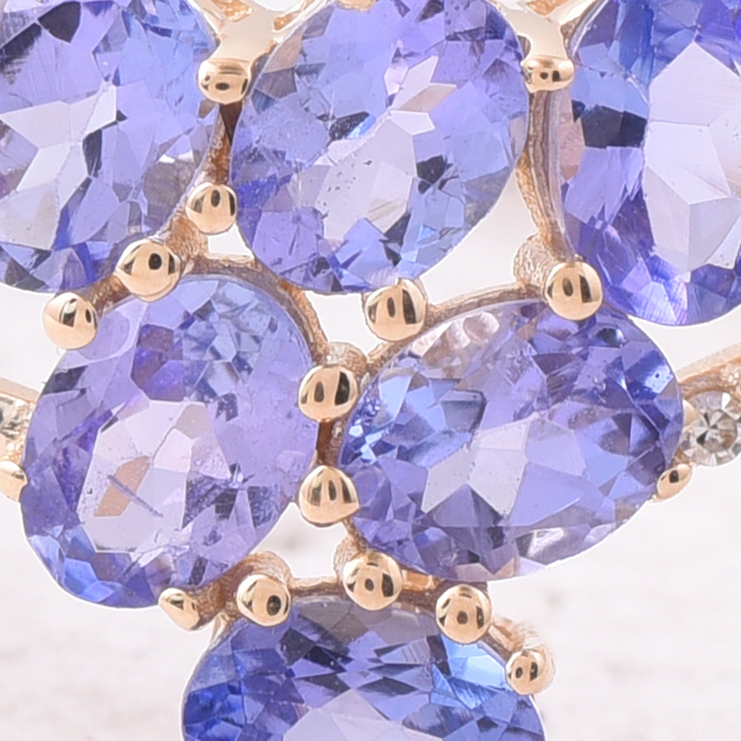 1.27 Ct Oval Natural Tanzanite 14K Gold Ring