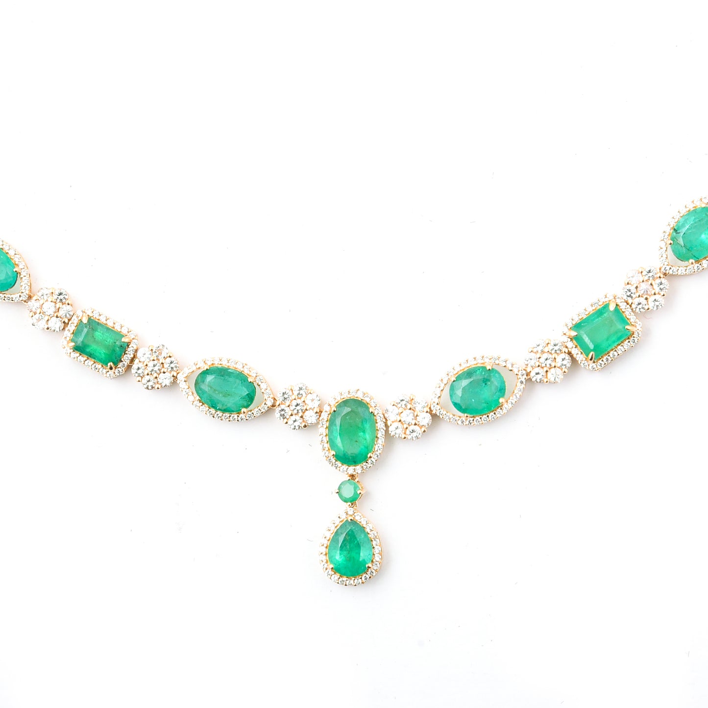 21.53 Ct Natural Emerald 14K Gold Necklace