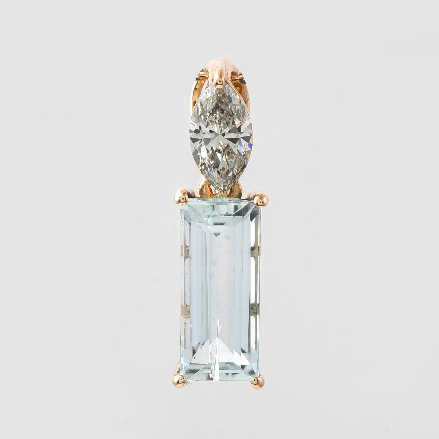 1.68 Ct Baguette Aquamarine 14K Gold Pendant