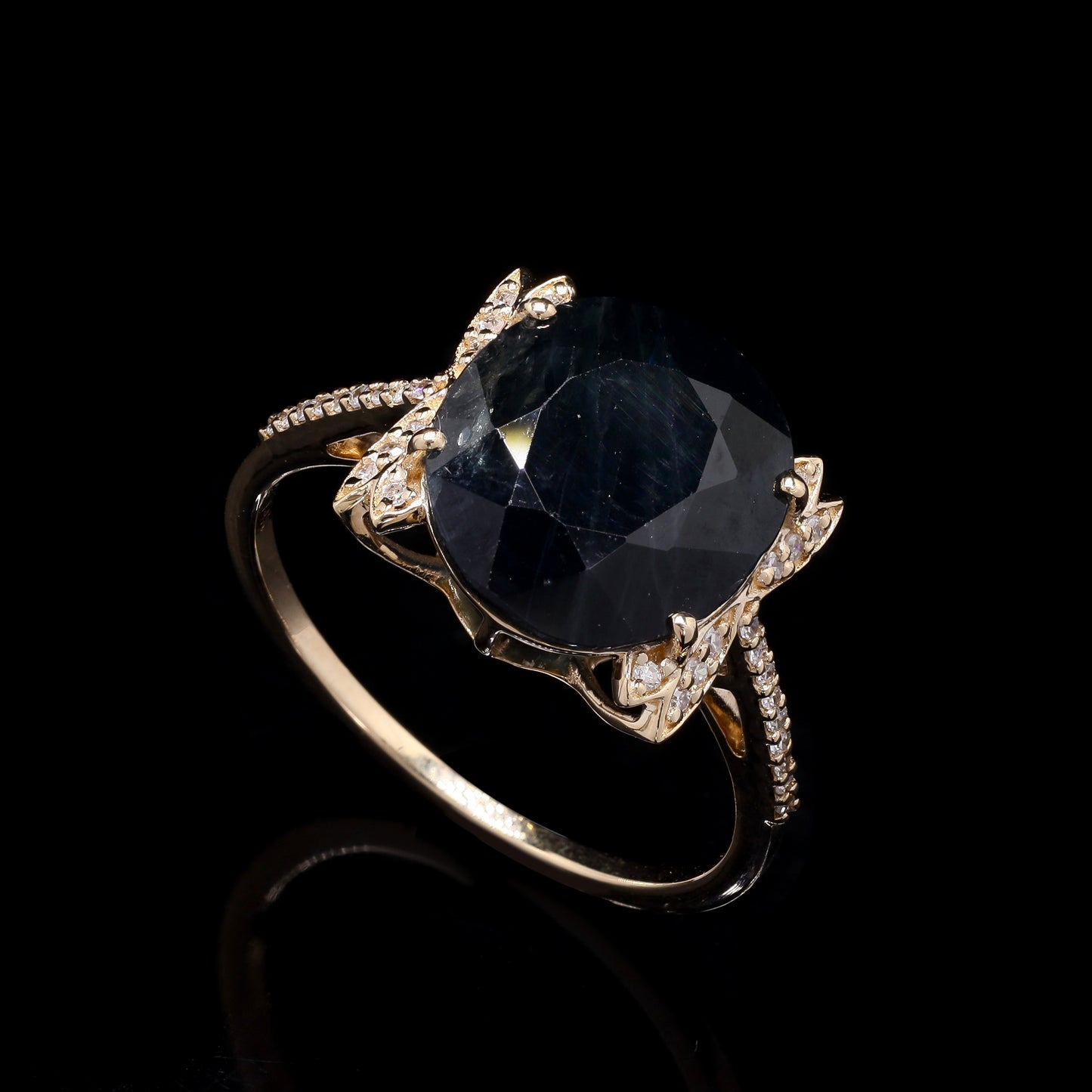 6.22 Ct Oval Mixed Cut Natural Sapphire 14K Gold Ring