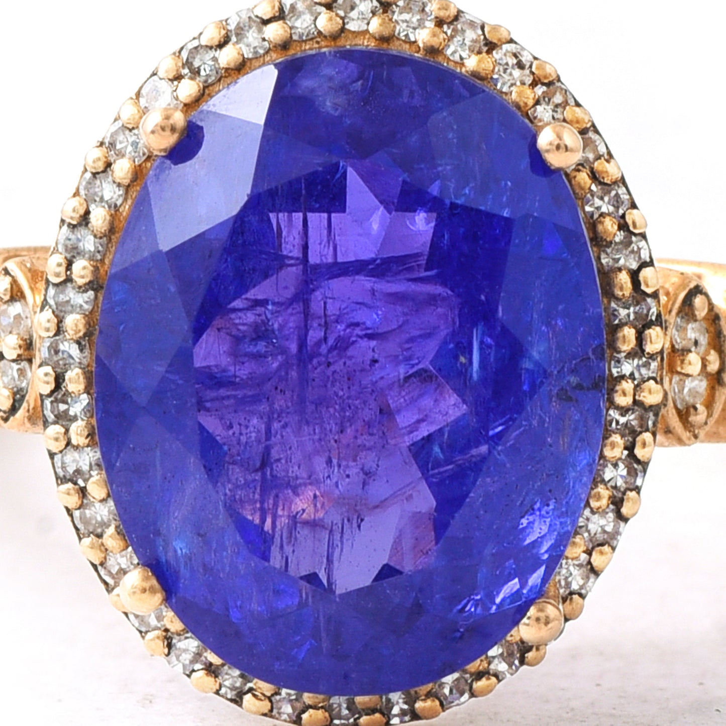 5.46 Ct Oval Tanzanite 14K Gold Ring