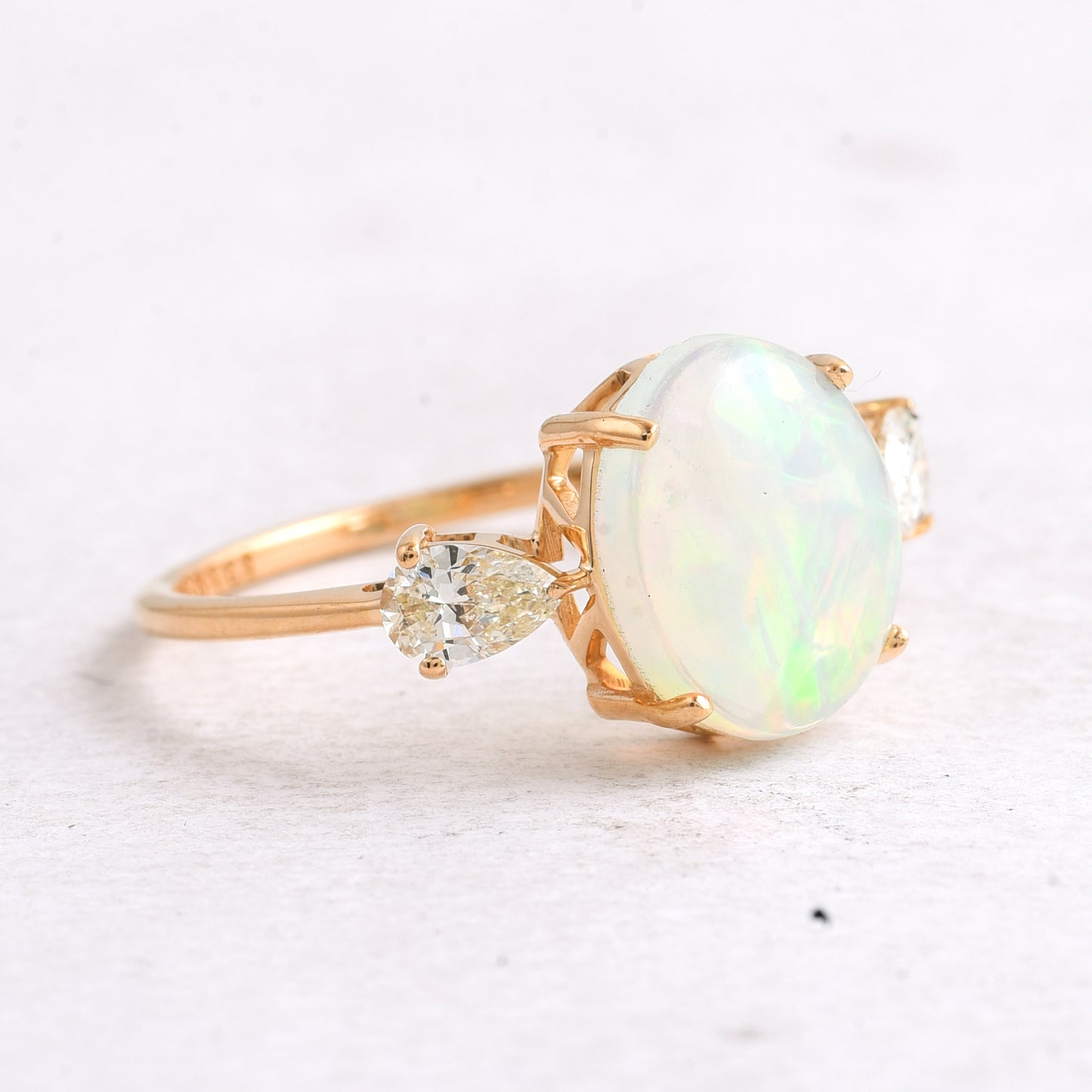 1.83 Ct Oval Mixed Cut Natural Opal 14K Gold Ring
