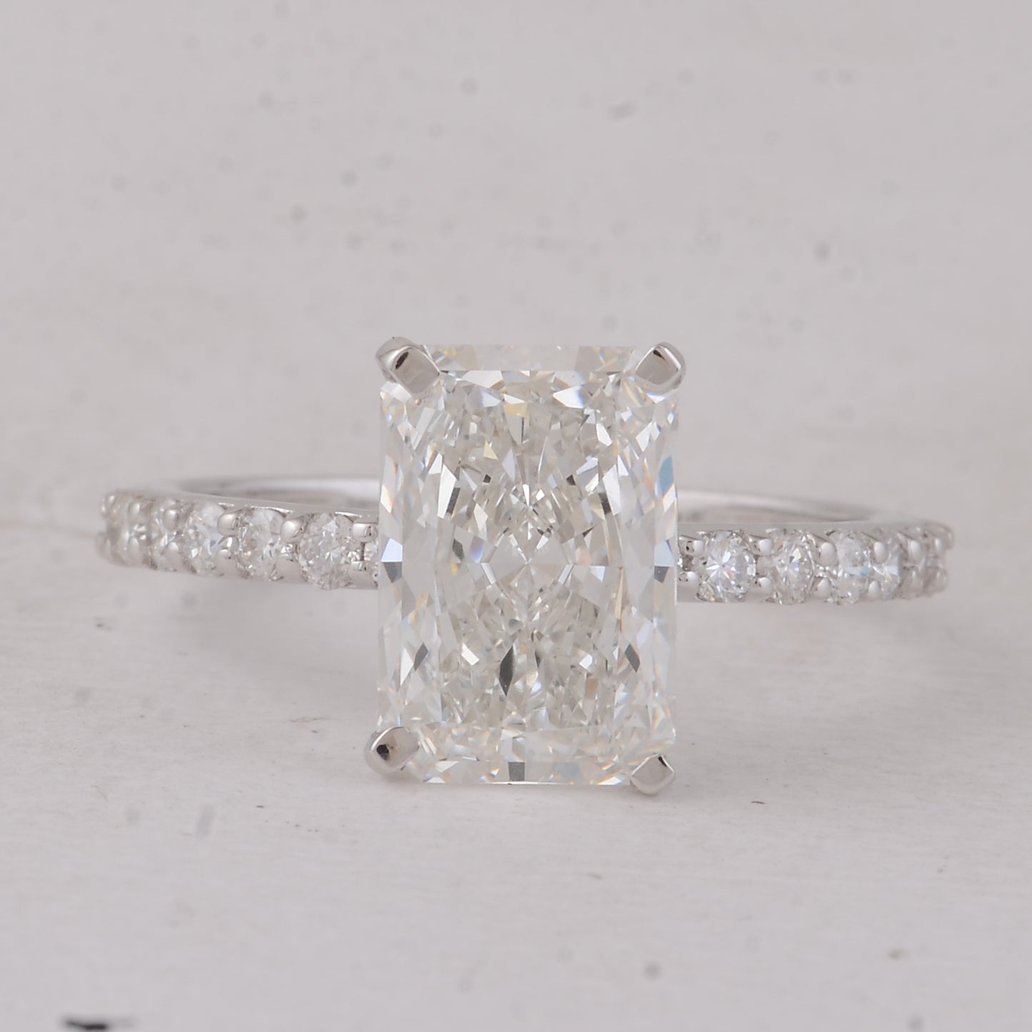 3.41 Carats Lab Grown Diamond 14K Gold Ring