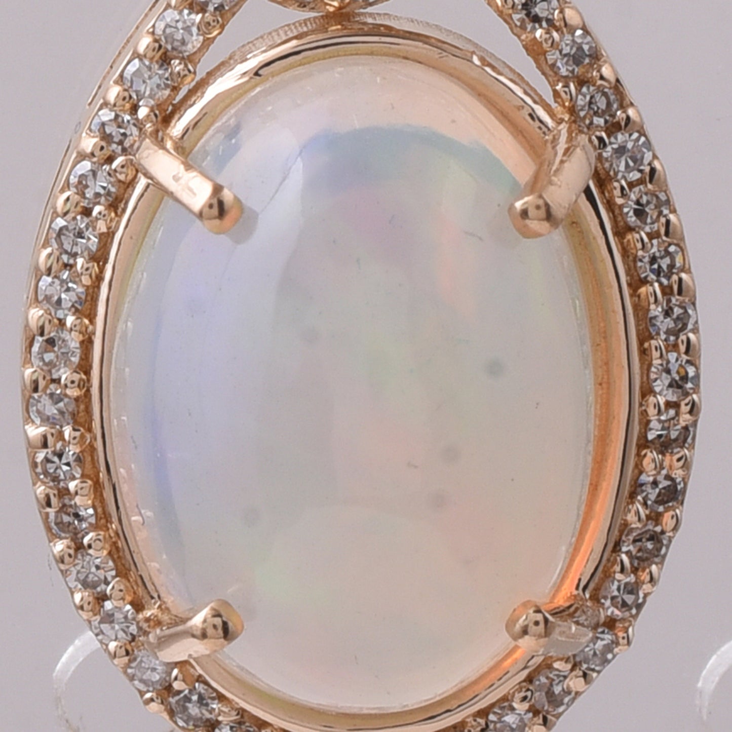 3.26 Ct Oval Cabochon Cut Natural Opal 14K Gold Pendant