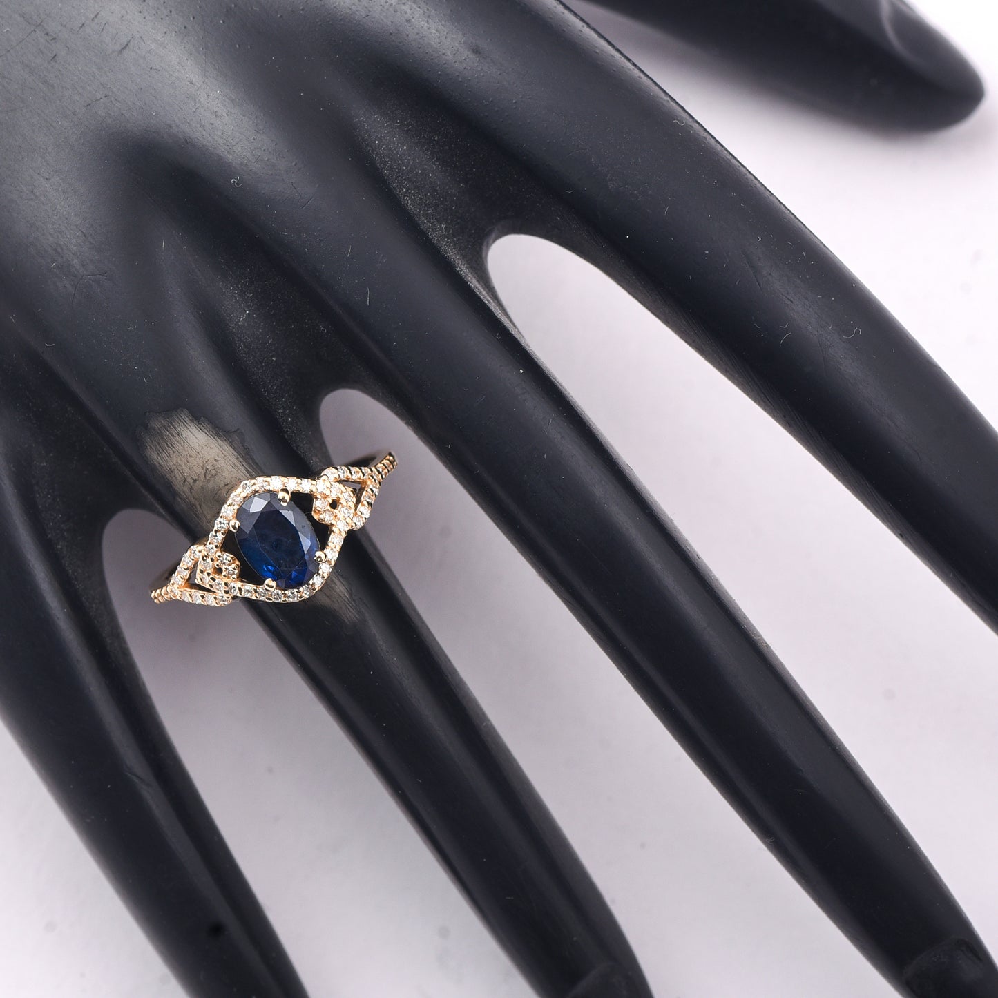 1.33 Ct Oval Mixed Cut Natural Sapphire 14K Gold Ring