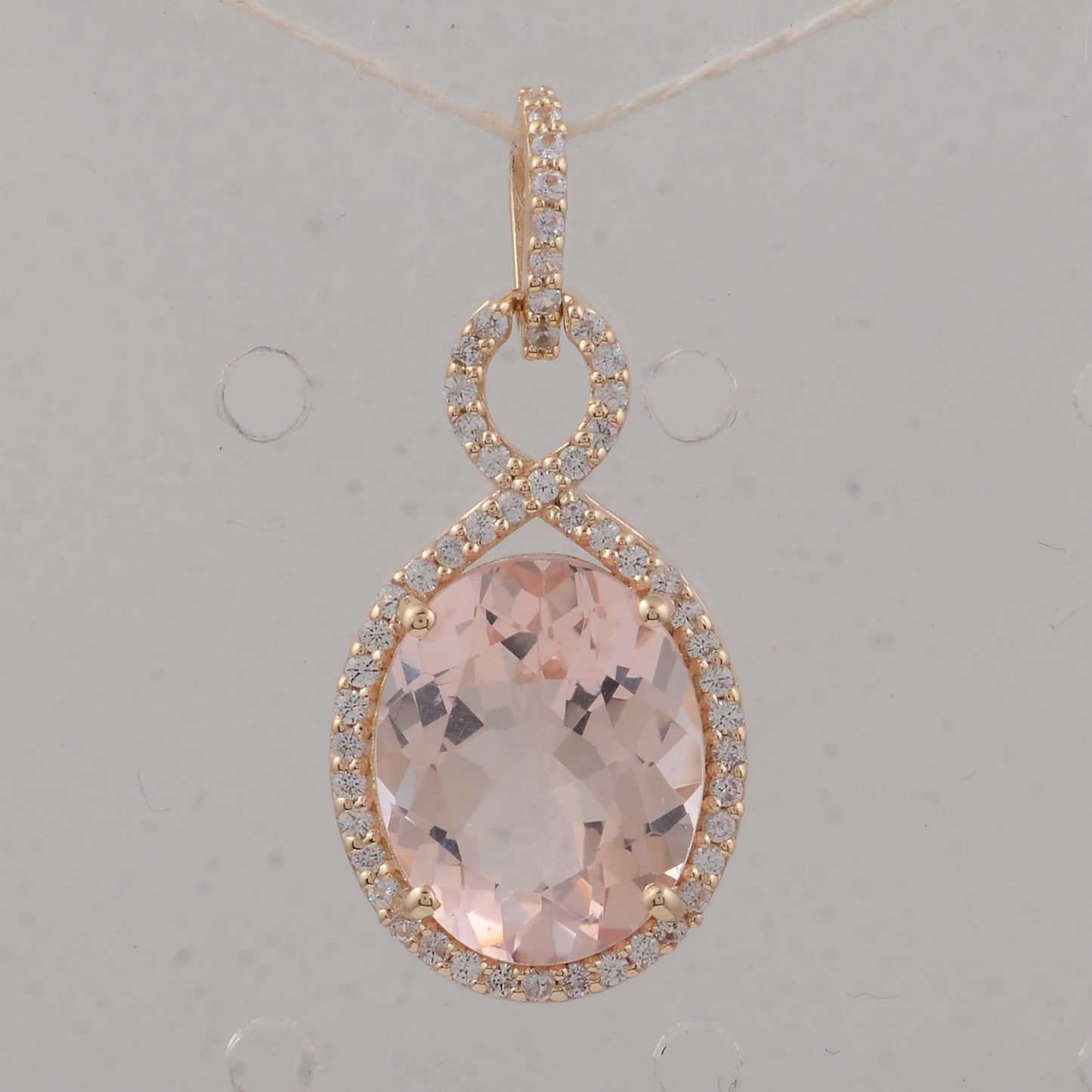 3.56 Ct Oval Morganite 9K Gold Pendant