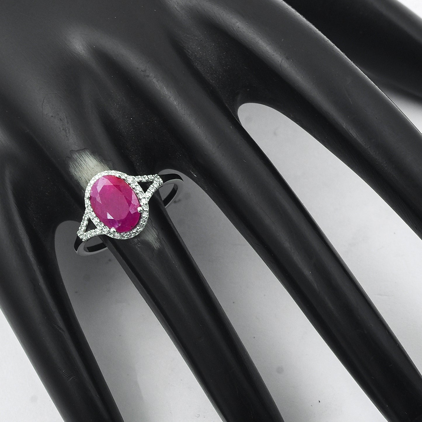 1.44 Ct Oval Mixed Cut Natural Ruby 950 Platinum Ring