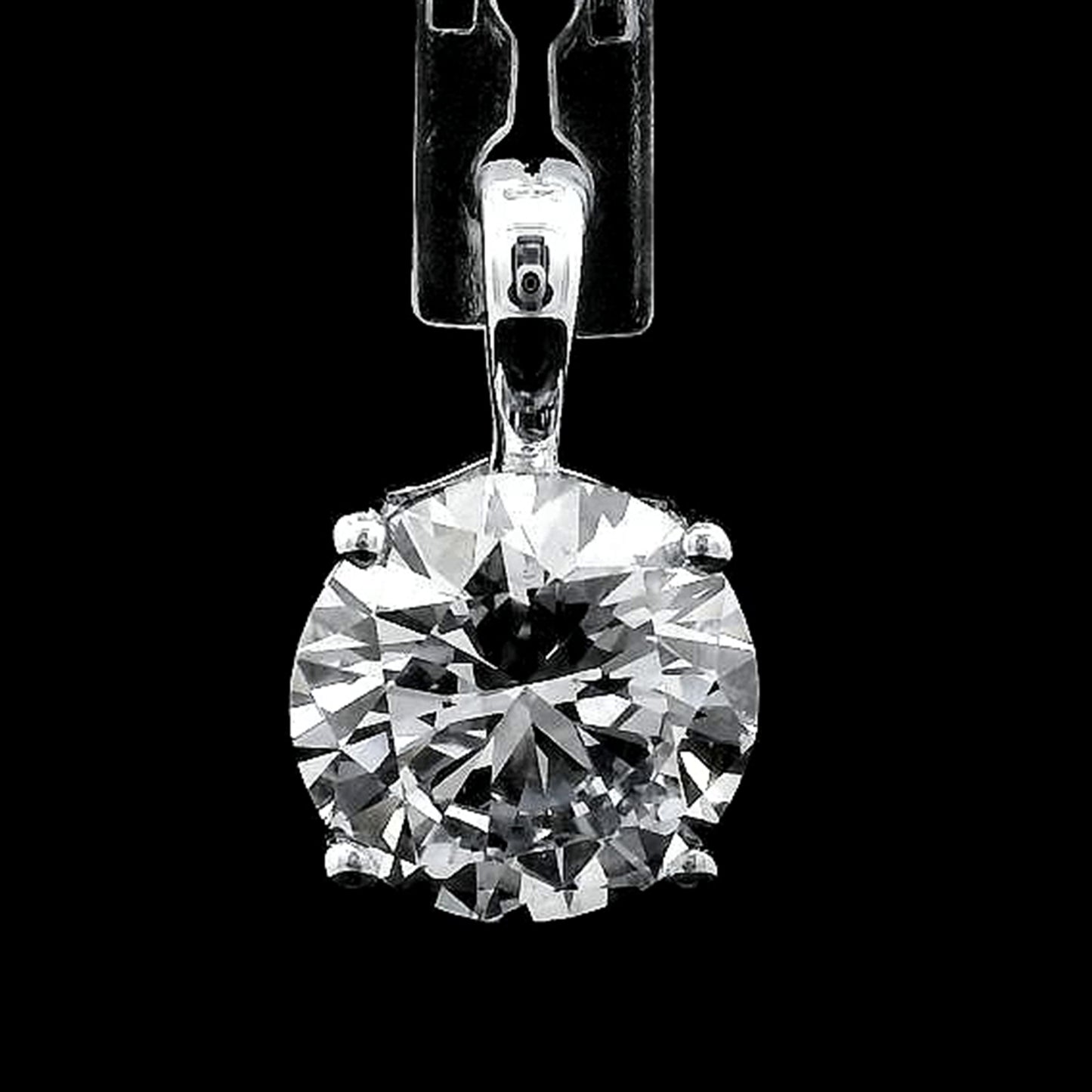 2.08 Carats Lab Grown Diamond 14K Gold Pendant