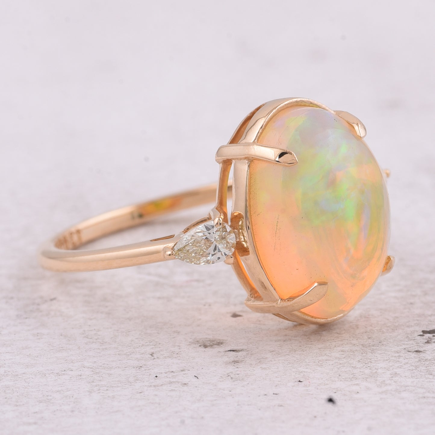 3.52 Ct Oval Cabochon Cut Natural Opal 14K Gold Ring