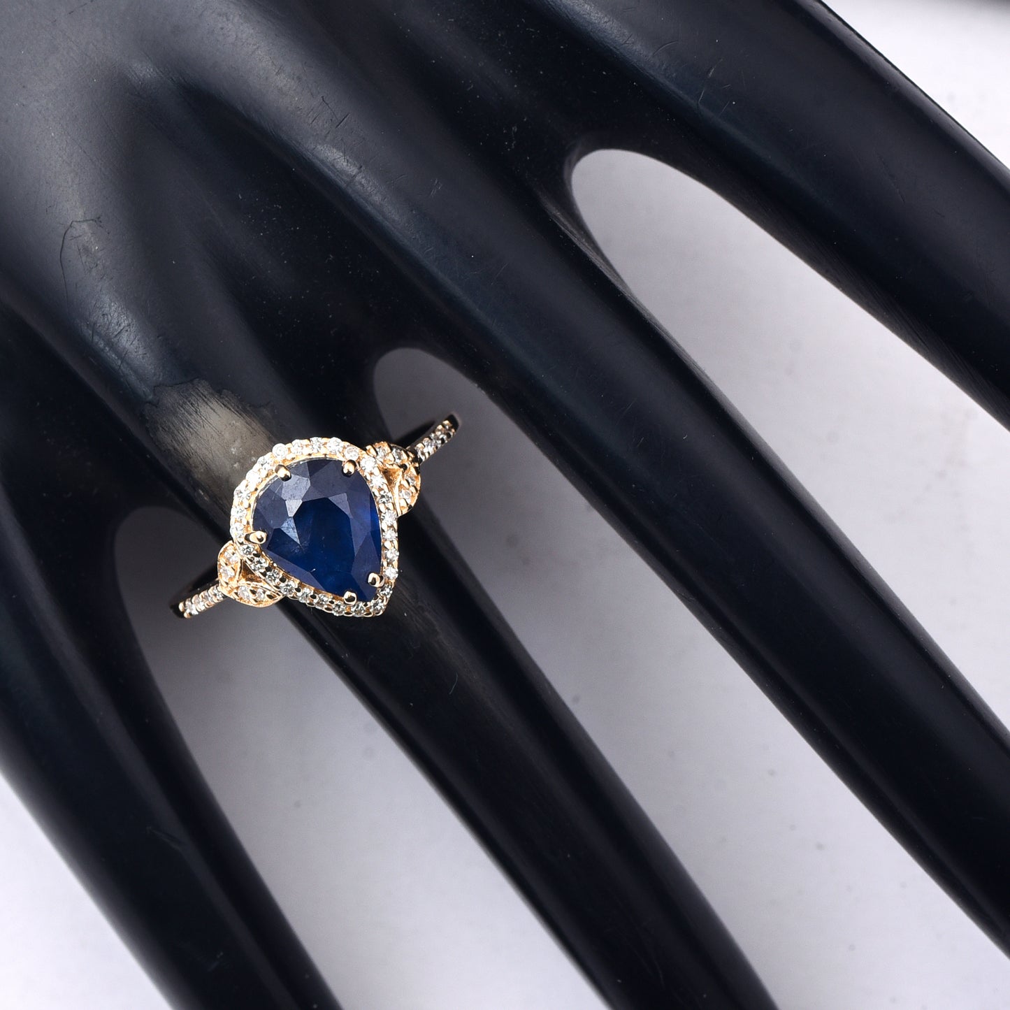 2.92 Ct Pear Mixed Cut Natural Sapphire 14K Gold Ring