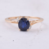 1.87 Ct Oval Natural Sapphire 14K Gold Ring