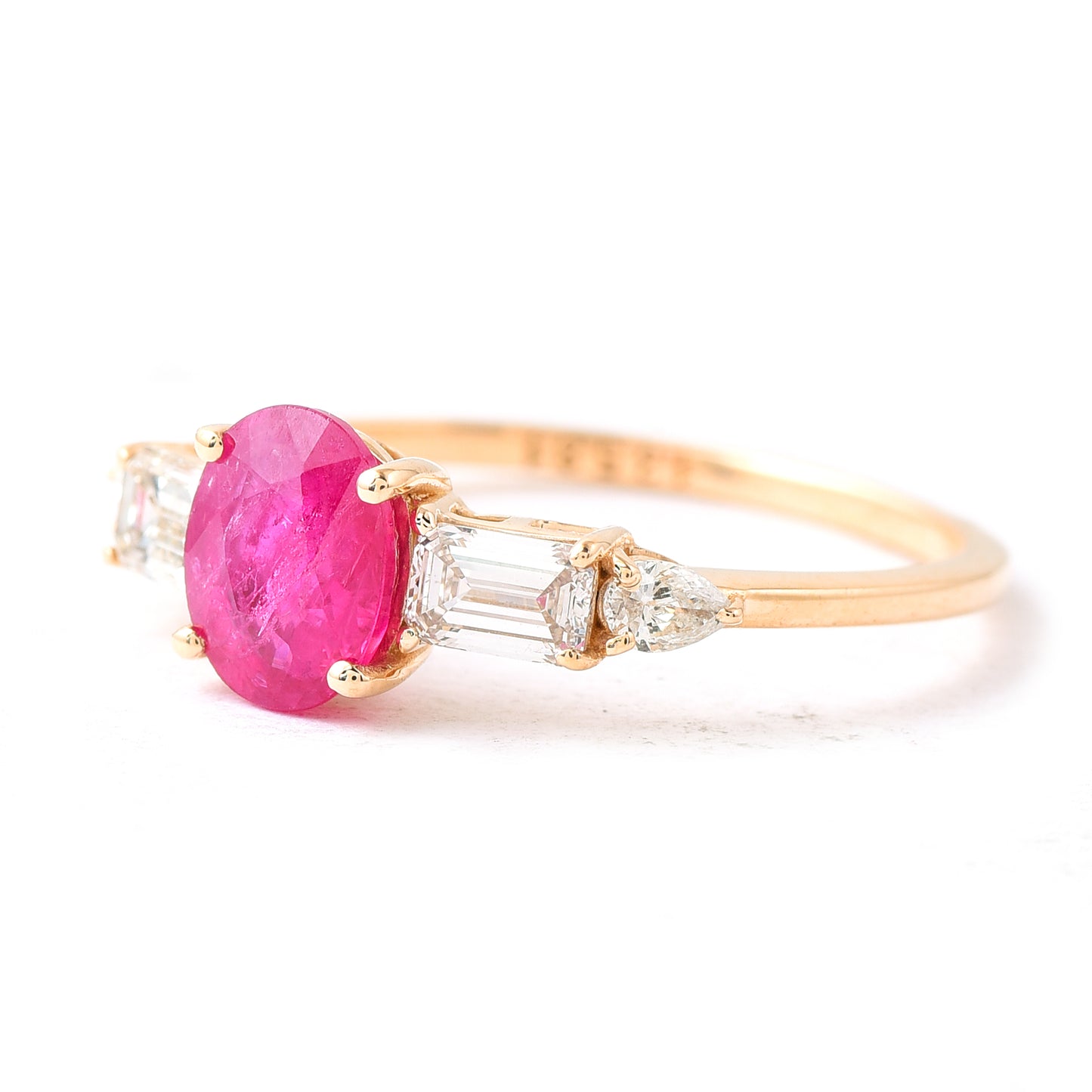 1.52 Ct Oval Mixed Cut Natural Ruby 14K Gold Ring