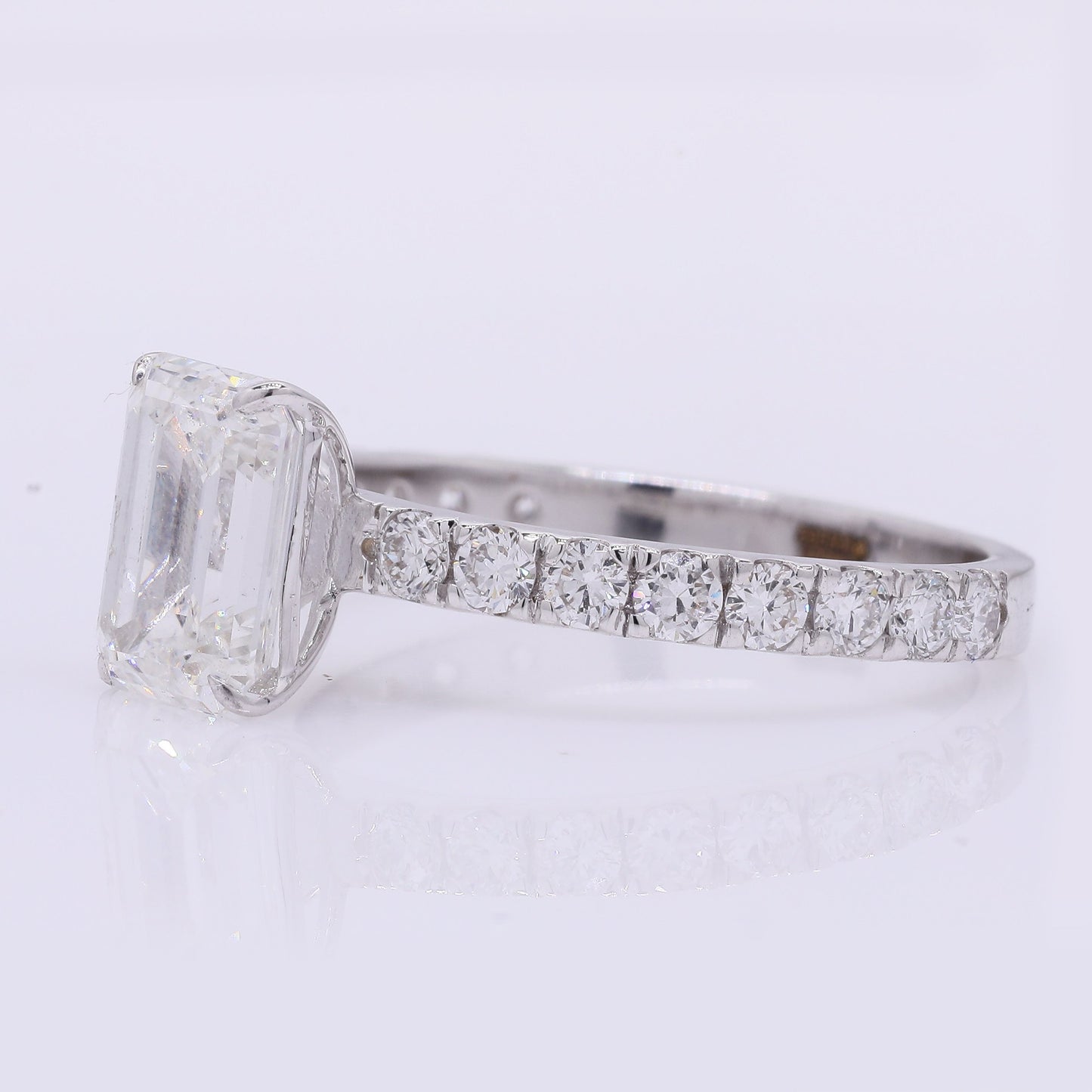 2.55 Carats Lab Grown Diamond 14K Gold Ring