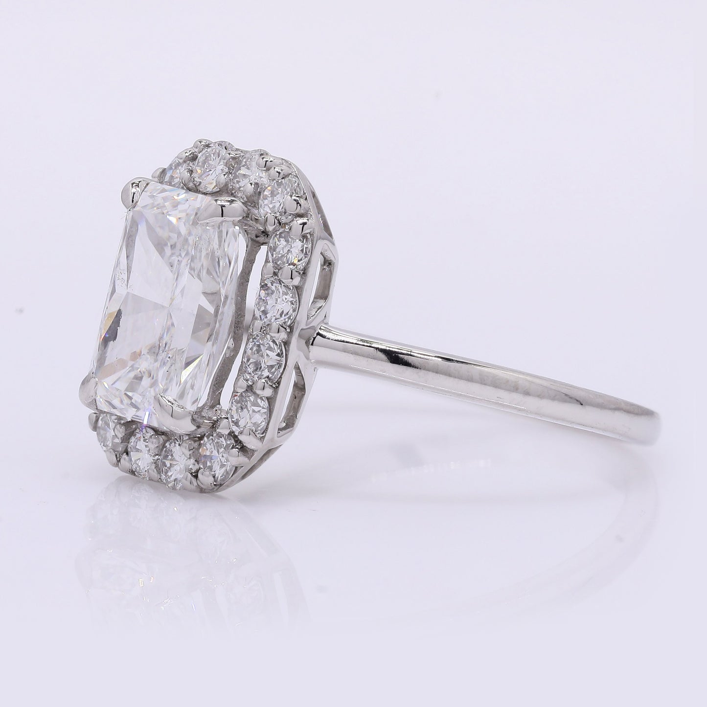 2.40 Carats Lab Grown Diamond 950 Platinum Ring