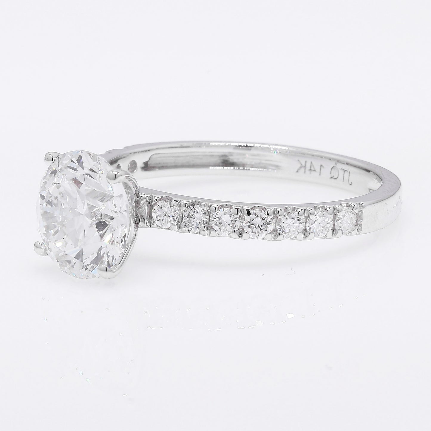 2.24 Ct Round Brilliant Lab Grown Diamond 14K Gold Ring