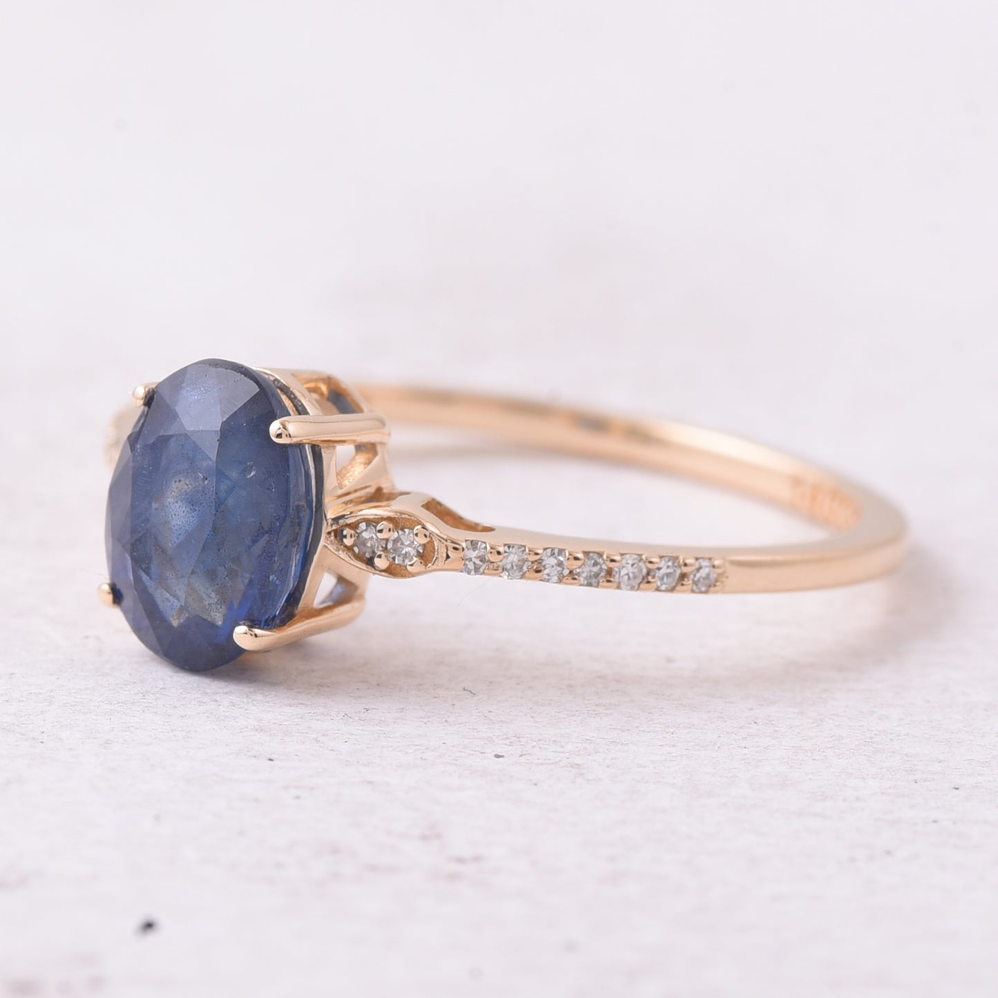 1.76 Ct Oval Mixed Cut Natural Sapphire 14K Gold Ring