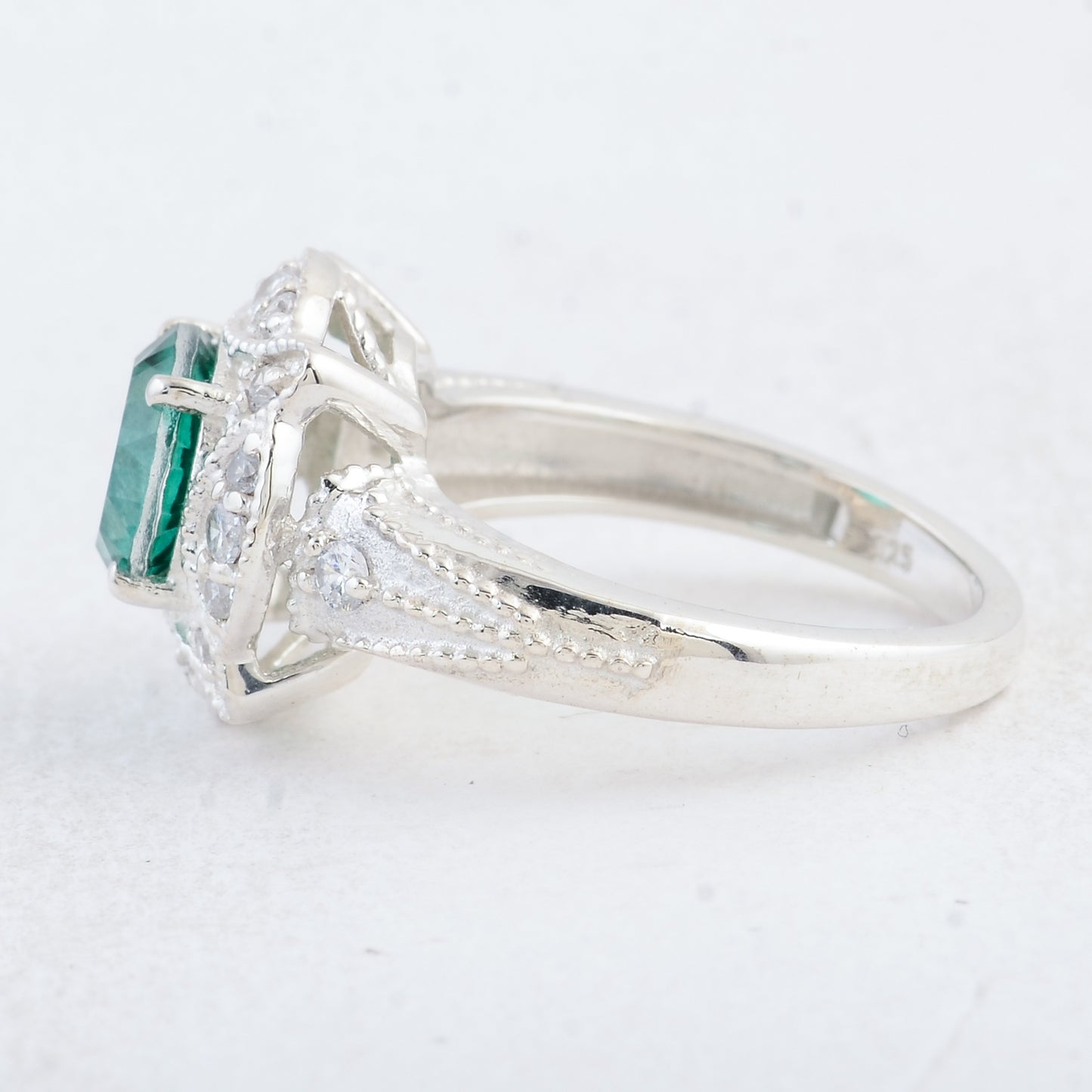 2.95 Ct Round Green Topaz 925 Sterling Silver Ring