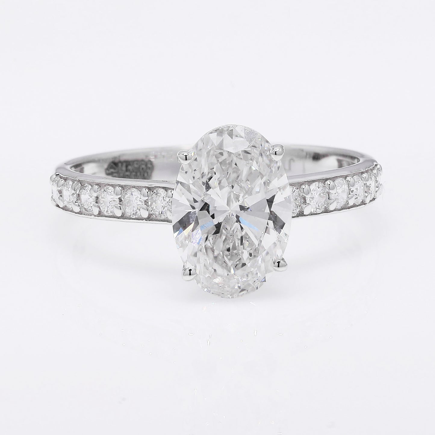 2.24 Ct Oval Brilliant Lab Grown Diamond 14K Gold Ring