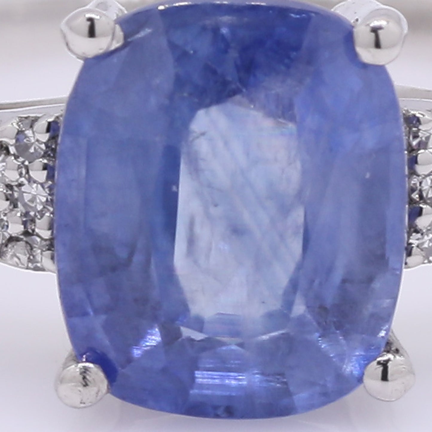 2.17 Ct Cushion Mixed Cut Natural Sapphire 950 Platinum Ring