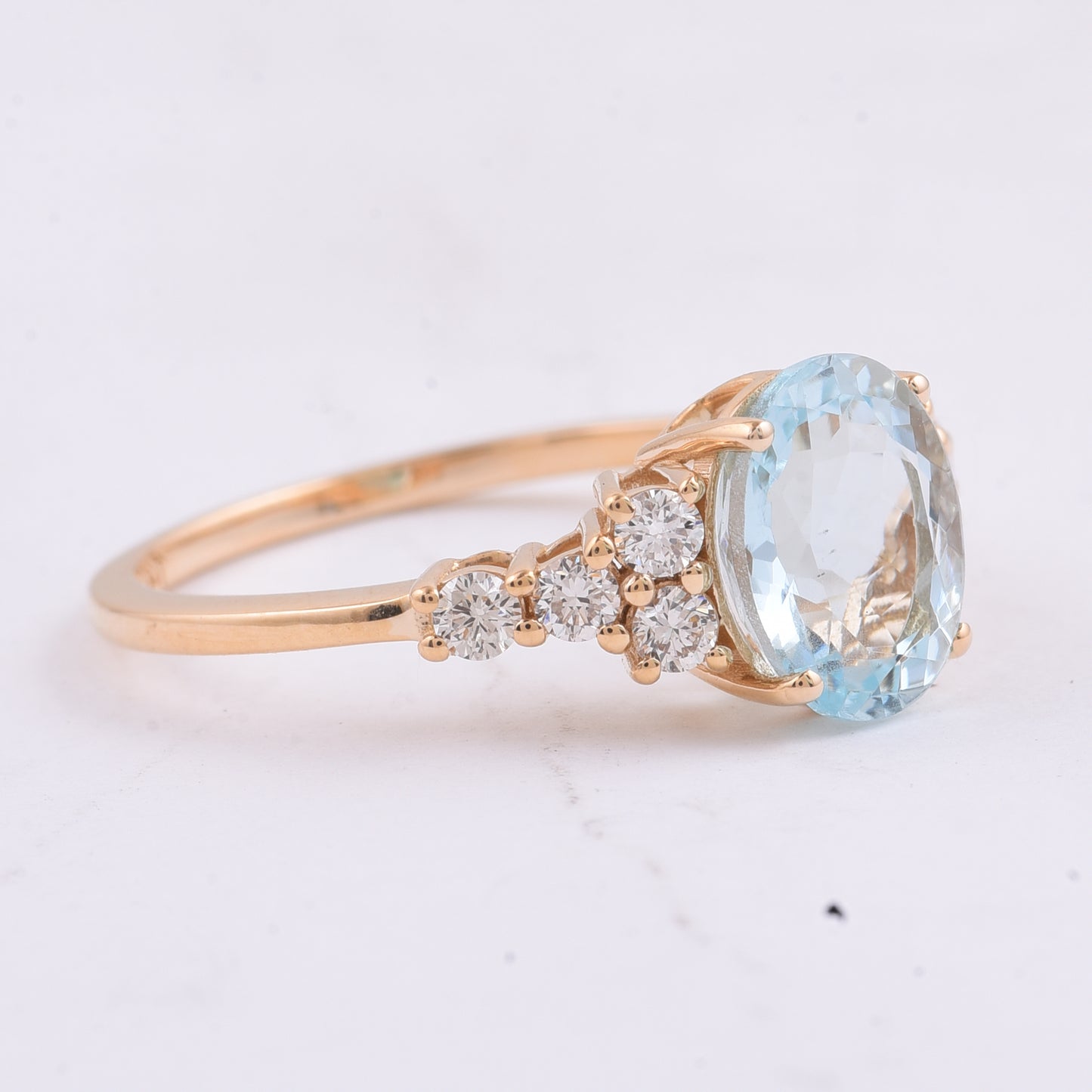 2.03 Ct Oval Natural Aquamarine 14K Gold Ring