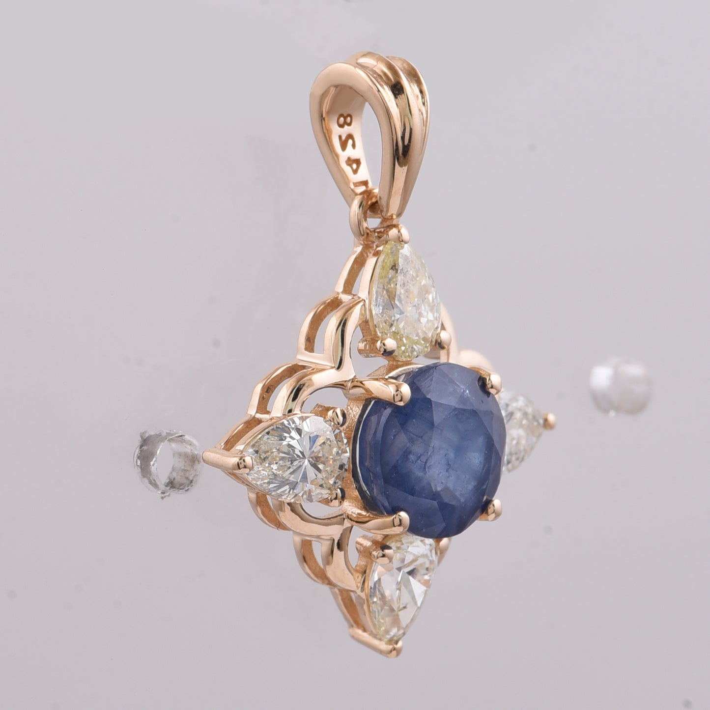 3.27 Ct Round Natural Sapphire 14K Gold Pendant