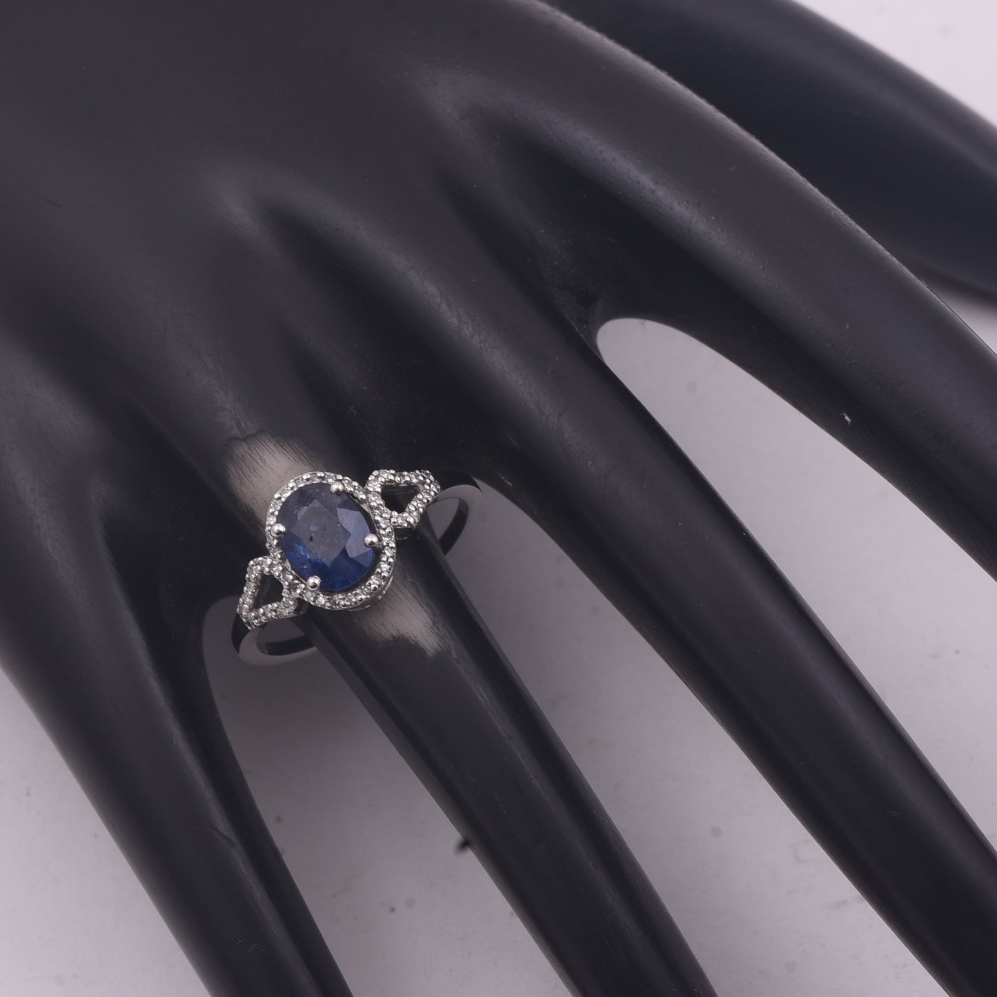 1.39 Ct Oval Mixed Cut Natural Sapphire 950 Platinum Ring