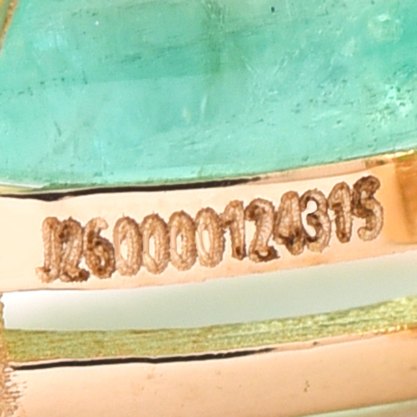 3.94 Ct Oval Cabochon Cut Natural Emerald 14K Gold Pendant