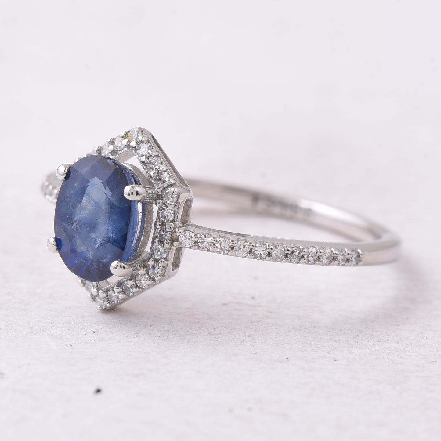 1.39 Ct Oval Mixed Cut Natural Sapphire 950 Platinum Ring