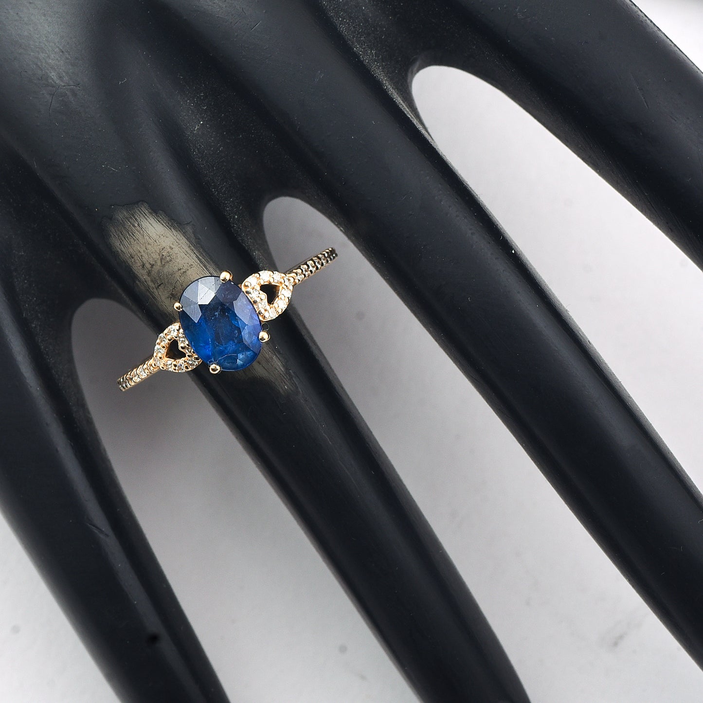 1.56 Ct Oval Mixed Cut Natural Sapphire 14K Gold Ring