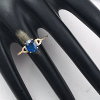 1.56 Ct Oval Mixed Cut Natural Sapphire 14K Gold Ring