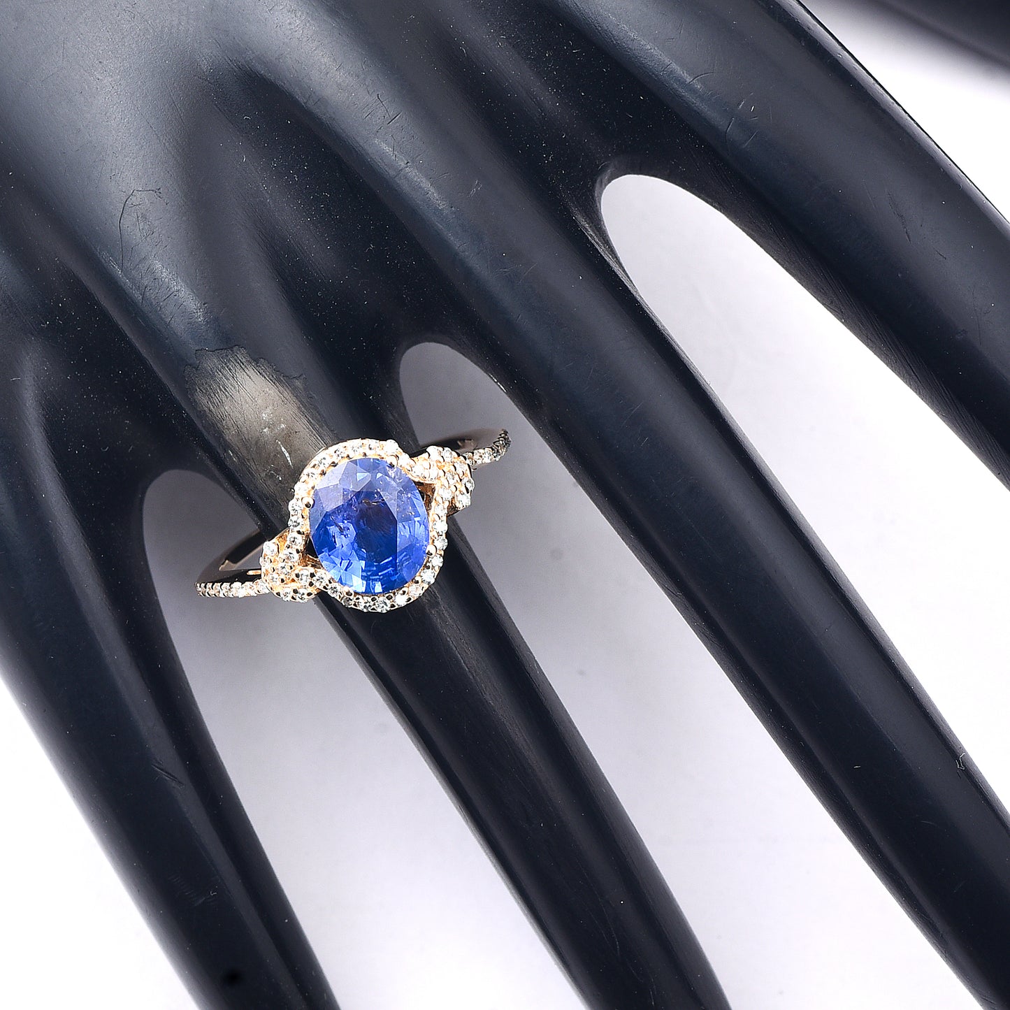 1.82 Ct Oval Mixed Cut Natural Sapphire 14K Gold Ring