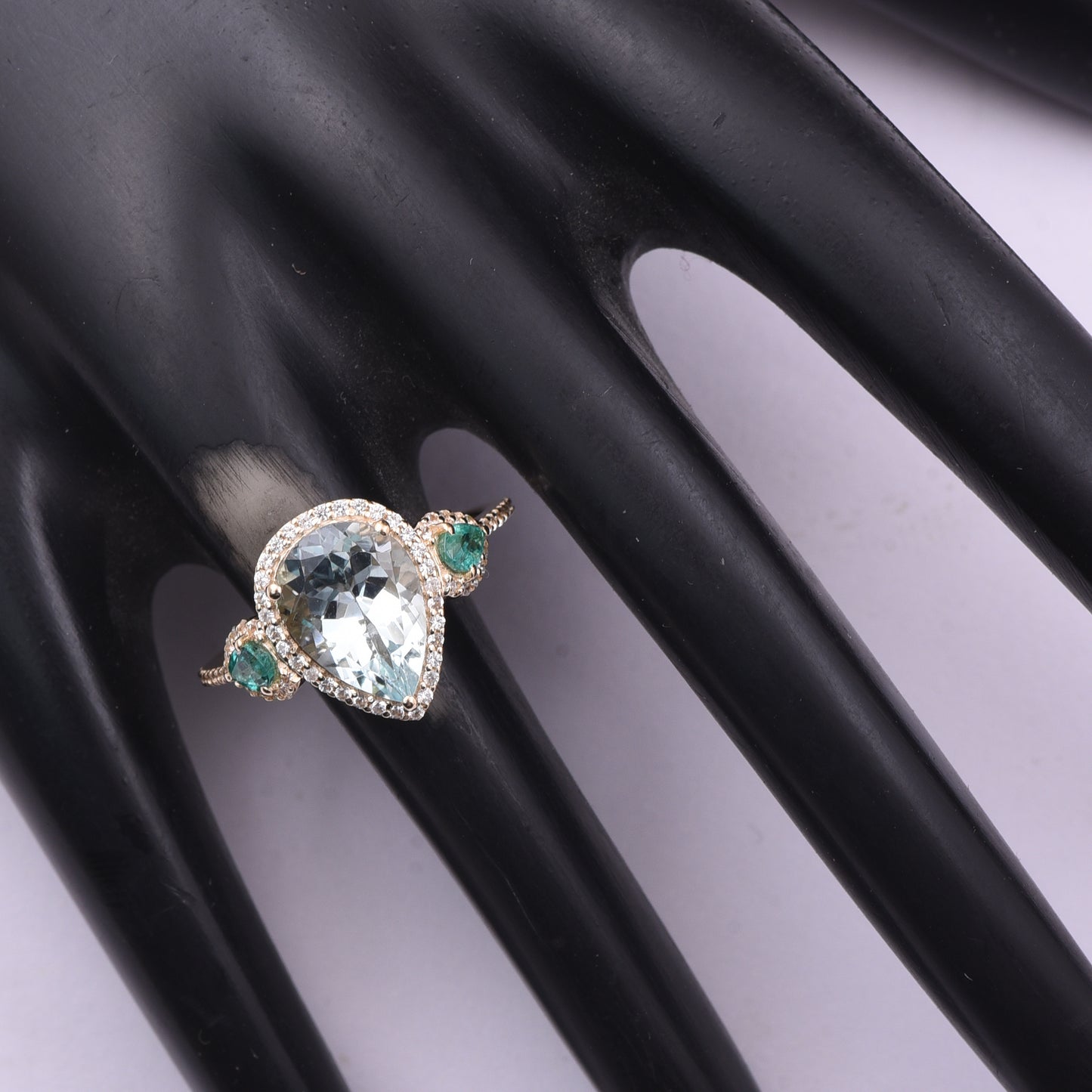 3.09 Ct Pear Aquamarine 9K Gold Ring