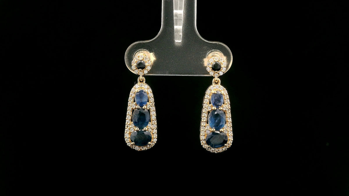 2.65 Ct Oval Sapphire 14K Gold Earrings