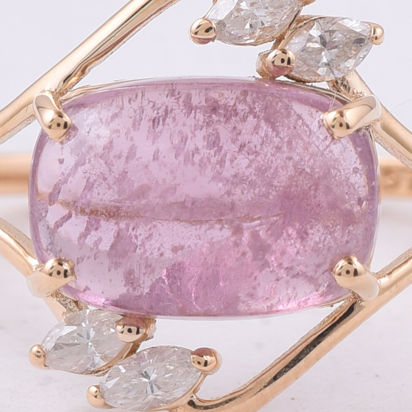 3.18 Ct Cushion Cabochon Cut Natural Spinel 14K Gold Ring