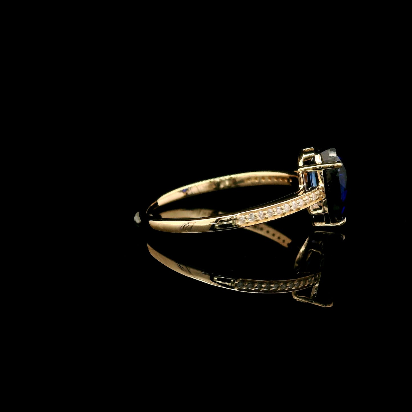 2.24 Ct Pear Mixed Cut Lab Grown Sapphire 14K Gold Ring