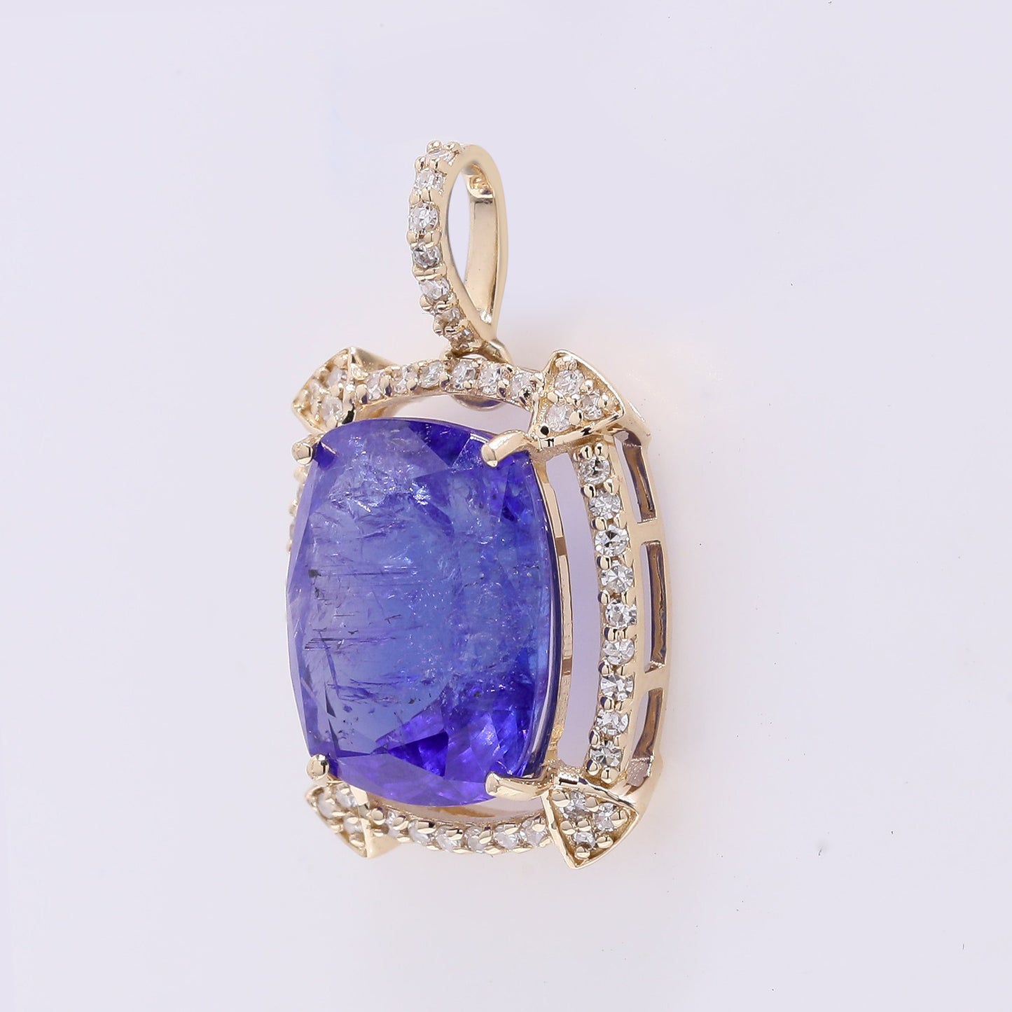 4.55 Ct Cushion Mixed Cut Natural Tanzanite 14K Gold Pendant