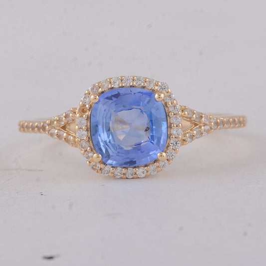 1.58 Ct Cushion Sapphire 9K Gold Ring